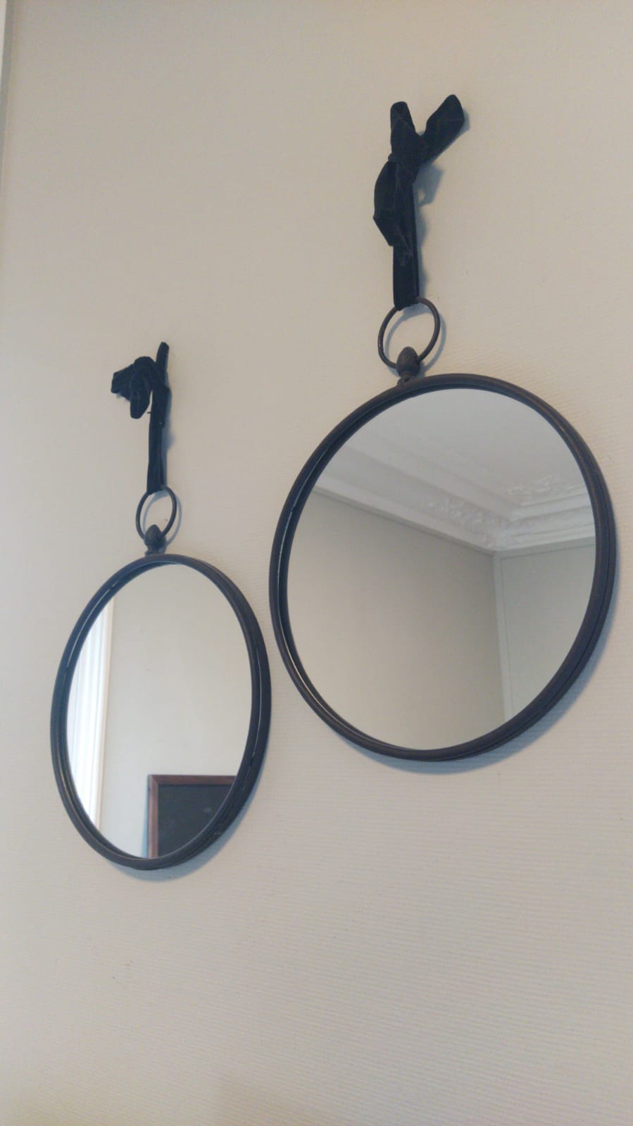 Round Metal Mirror
